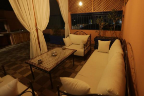 Hanna Modern - Patio & BBQ - Wifi - Center - AC